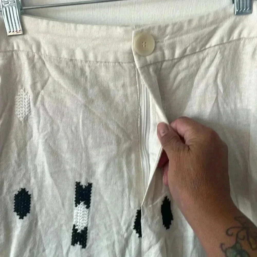 Zara Embroidered linen blend tribal pants 25”